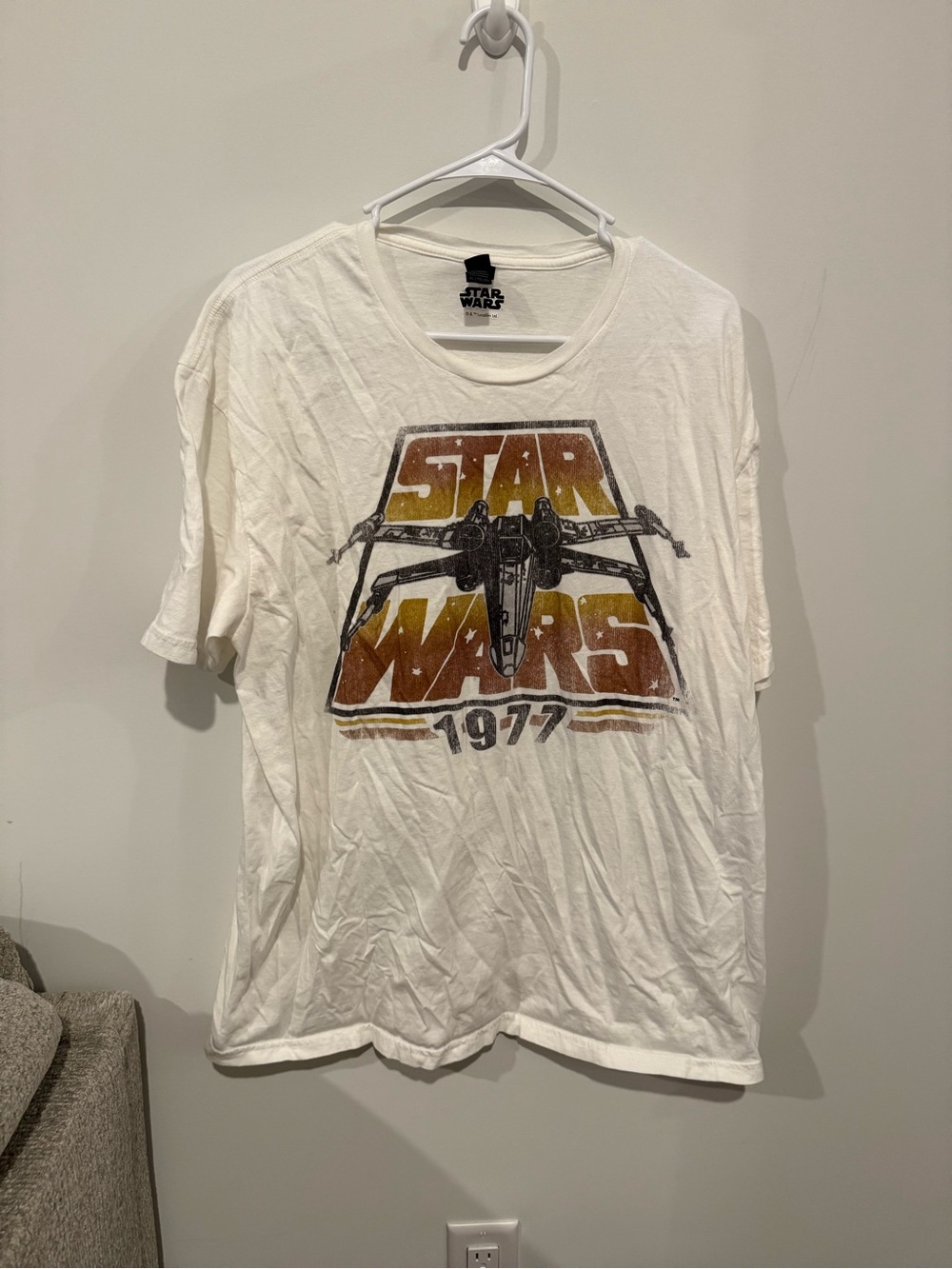 Star Wars White Short Sleeve Tee with Retro Orange-Brown Graphic